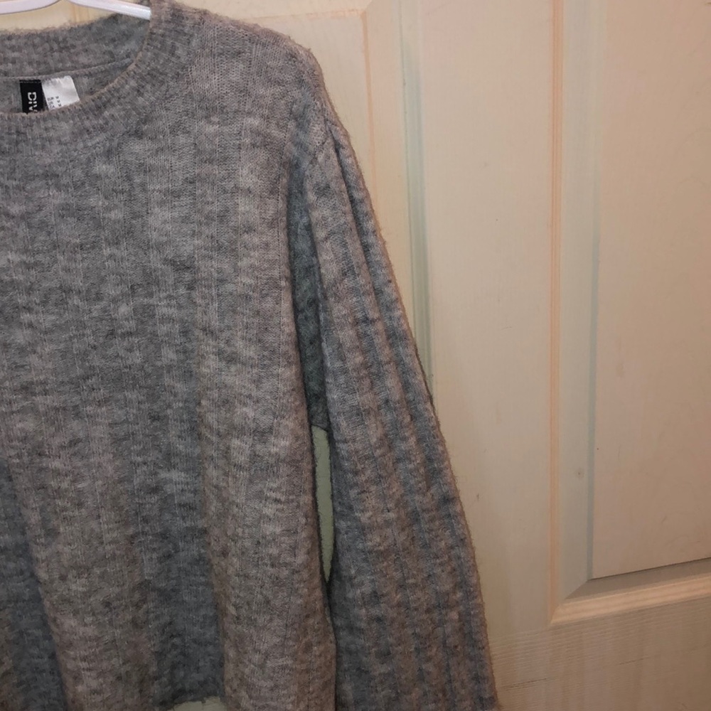 Knit Gray Sweater H&M - Picture 3 of 4
